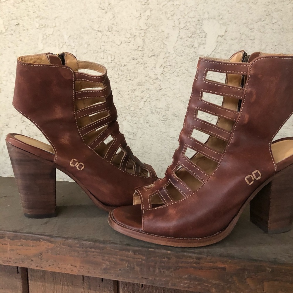 Genuine brown leather heels shoes